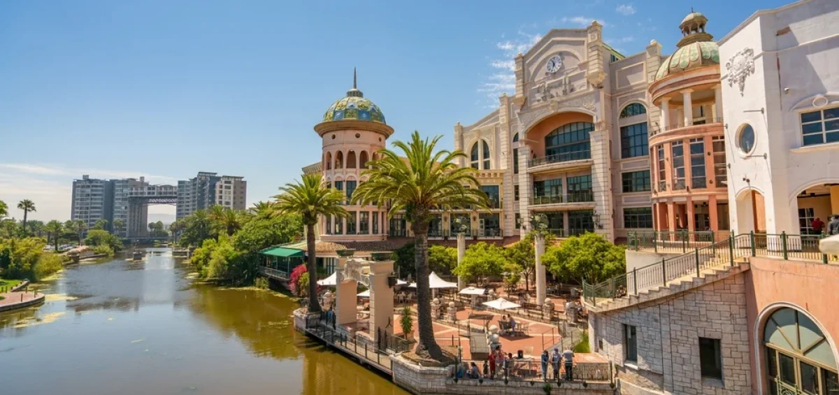 Removals Century City